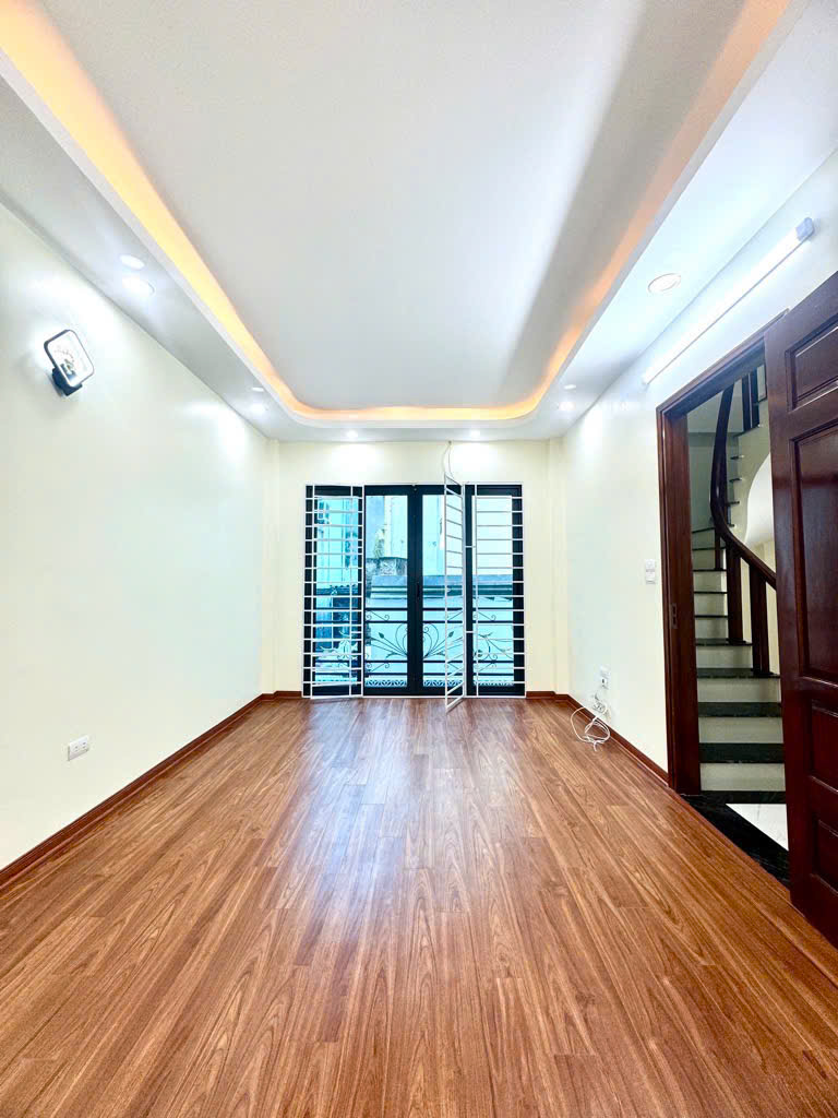 Bán Nhà Thái Hà 46m² x 5 tầng 7.45 tỷ gần phố, khu VIP yên tĩnh - Ảnh 3